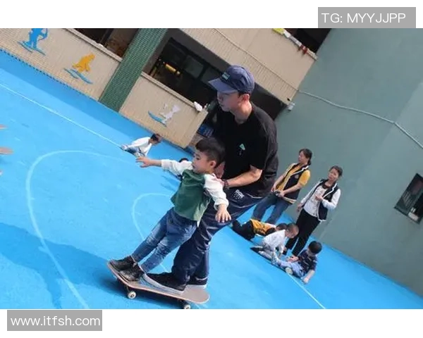 成都滑板队的蜕变之旅：从草根到精英的奋斗与荣耀