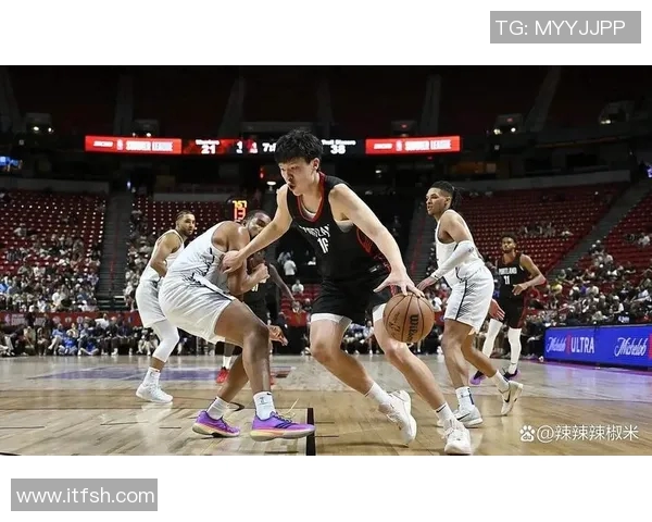 开拓者与勇士的精彩对决解析及赛季前景展望