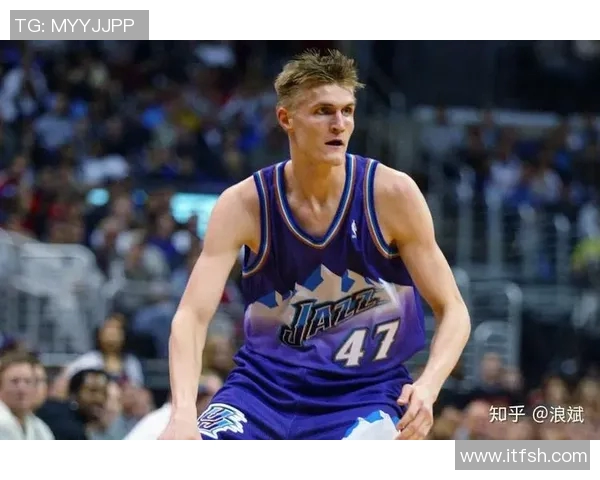 扎克拉文如何在NBA赛场上展现全能篮球才华与领导力