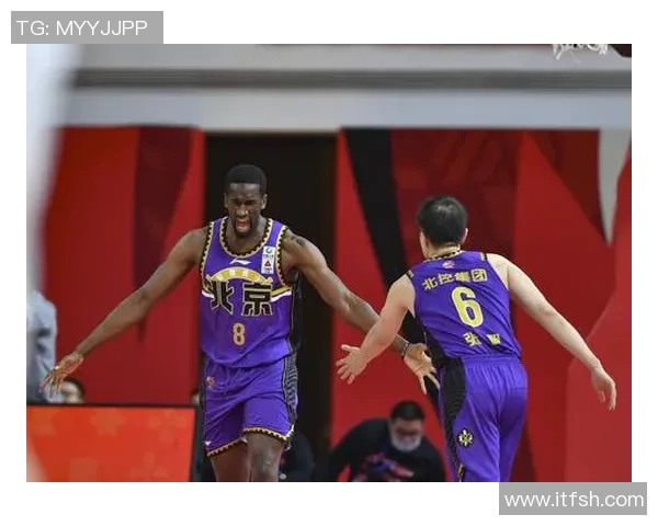 新疆队对阵北京紫禁勇士的精彩对决即将上演,谁将赢得胜利的荣耀 新疆队对阵北京紫禁勇士的精彩对决即将上演,谁将赢得胜利的荣耀