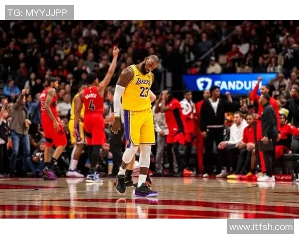 湖人对阵猛龙最新战况分析与赛季前景展望 湖人对阵猛龙最新战况分析与赛季前景展望