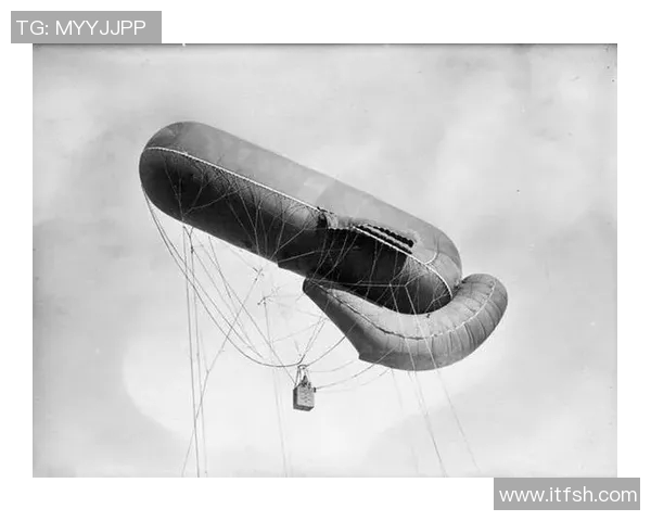 自由与天空的历史交锋探讨与反思之旅