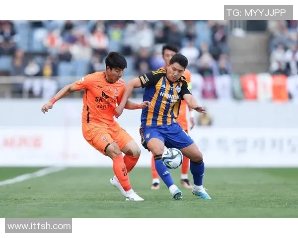 蔚山现代与济州联队激战在即谁能在这场对决中笑到最后