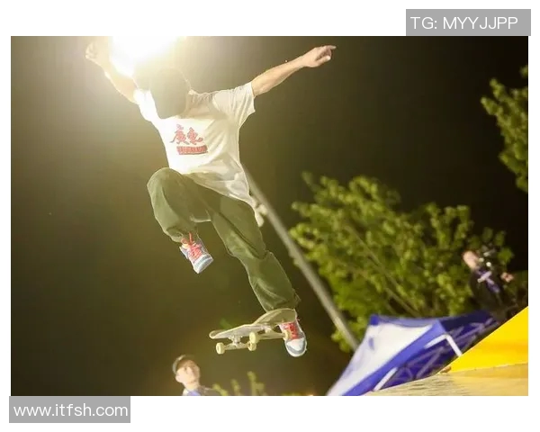 重庆滑板队与成都滑板队赛后状态分析与表现对比 重庆滑板队与成都滑板队赛后状态分析与表现对比