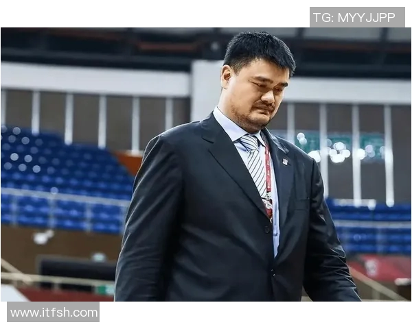 黄强的篮球人生深度对话:从少年梦想到职业生涯的心路历程与启示 黄强的篮球人生深度对话:从少年梦想到职业生涯的心路历程与启示